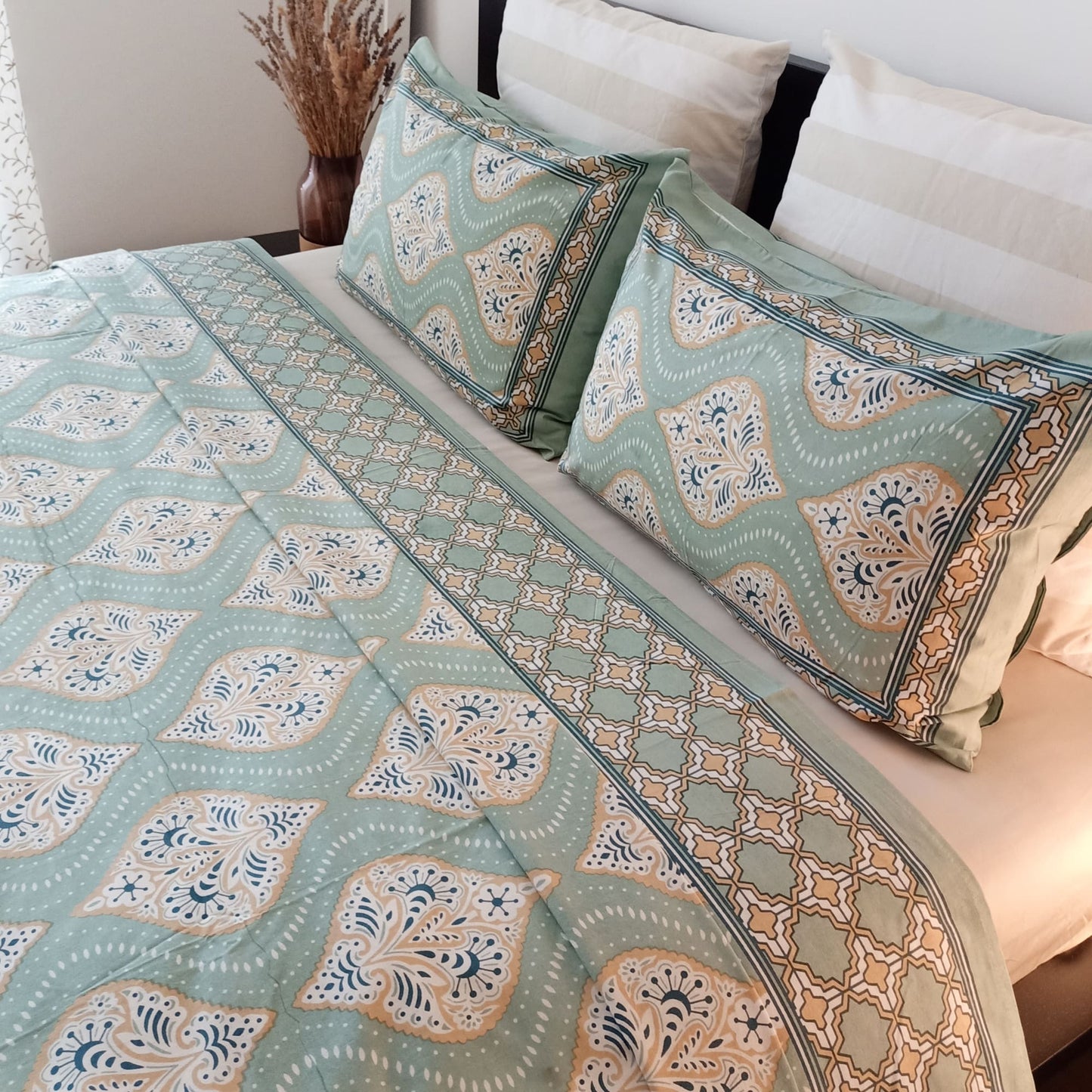 Flat Bedcover Set - SHAHI